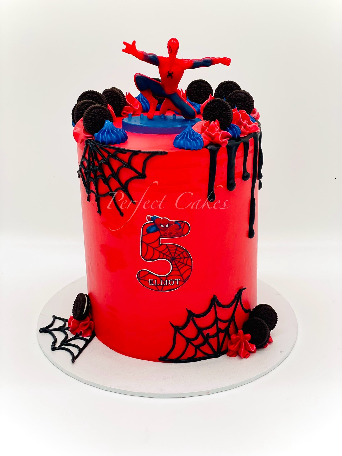 Spiderman oreo Cake