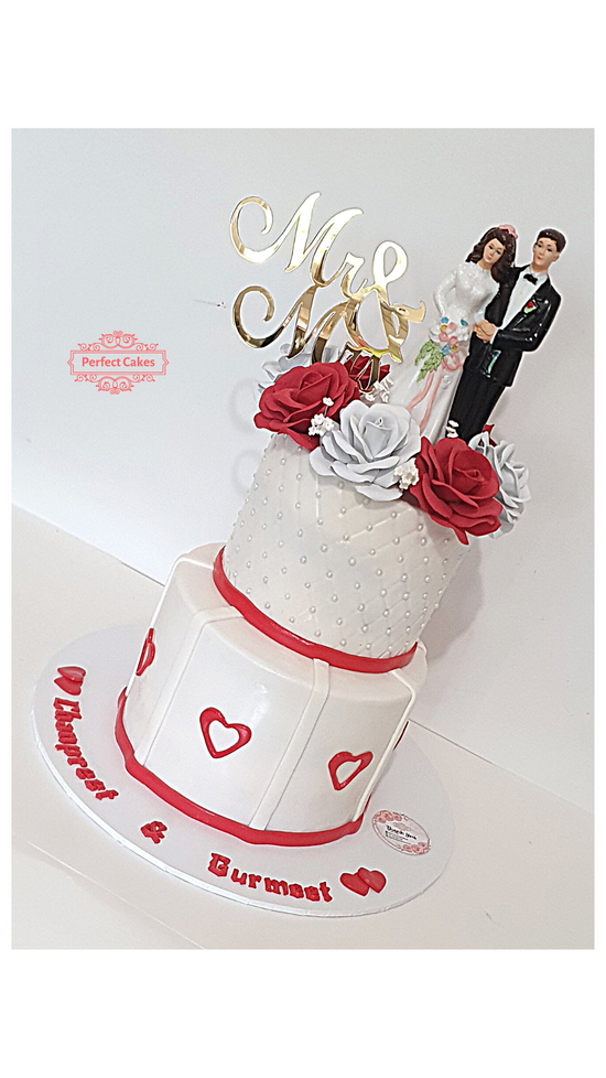 Traditional Bridal Couple Cake