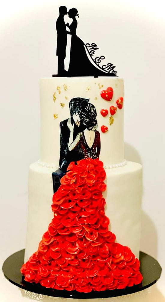 Load image into Gallery viewer, Bride and Groom Love Cake
